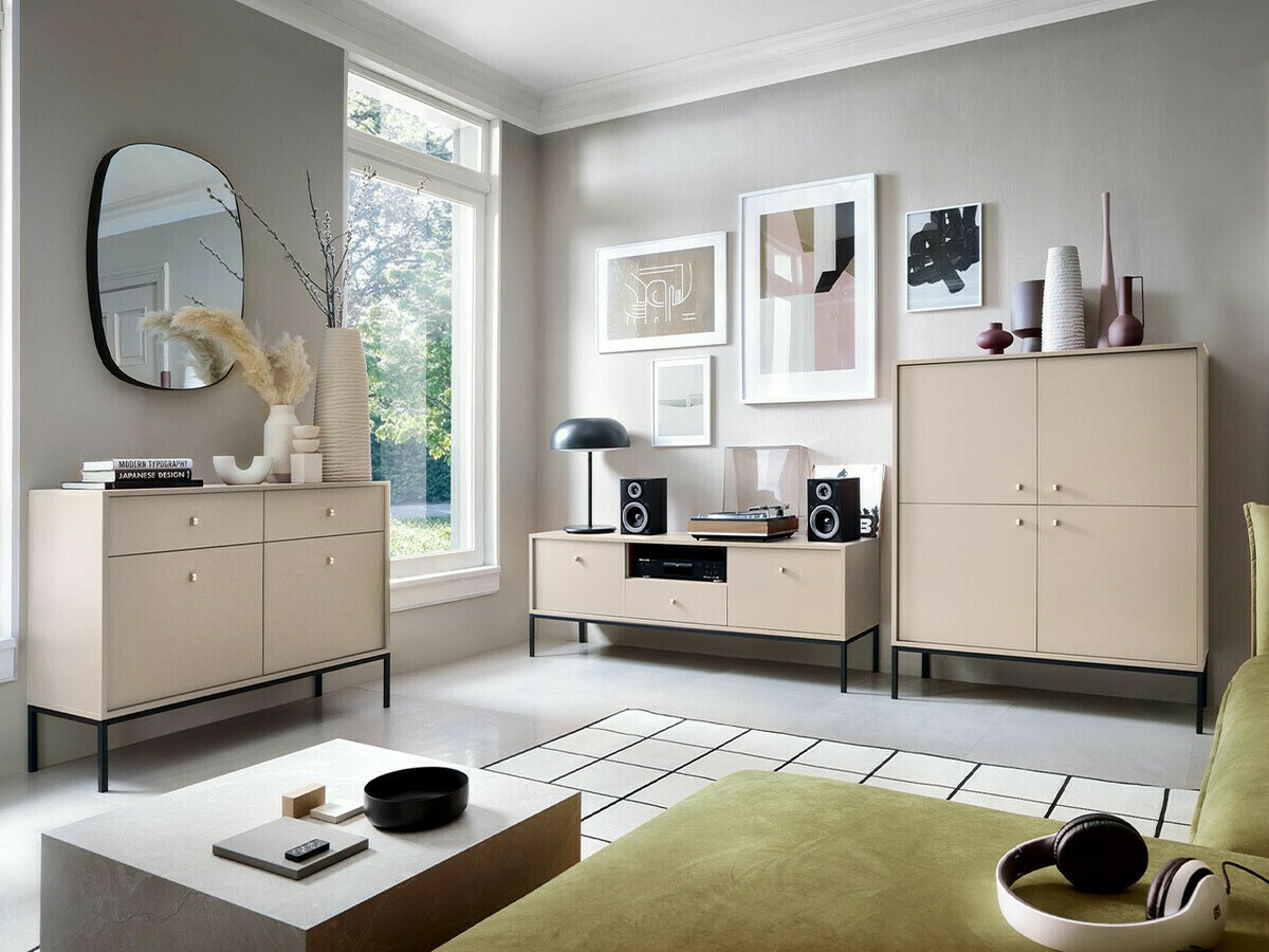 Kolekcija namještaja Romveri