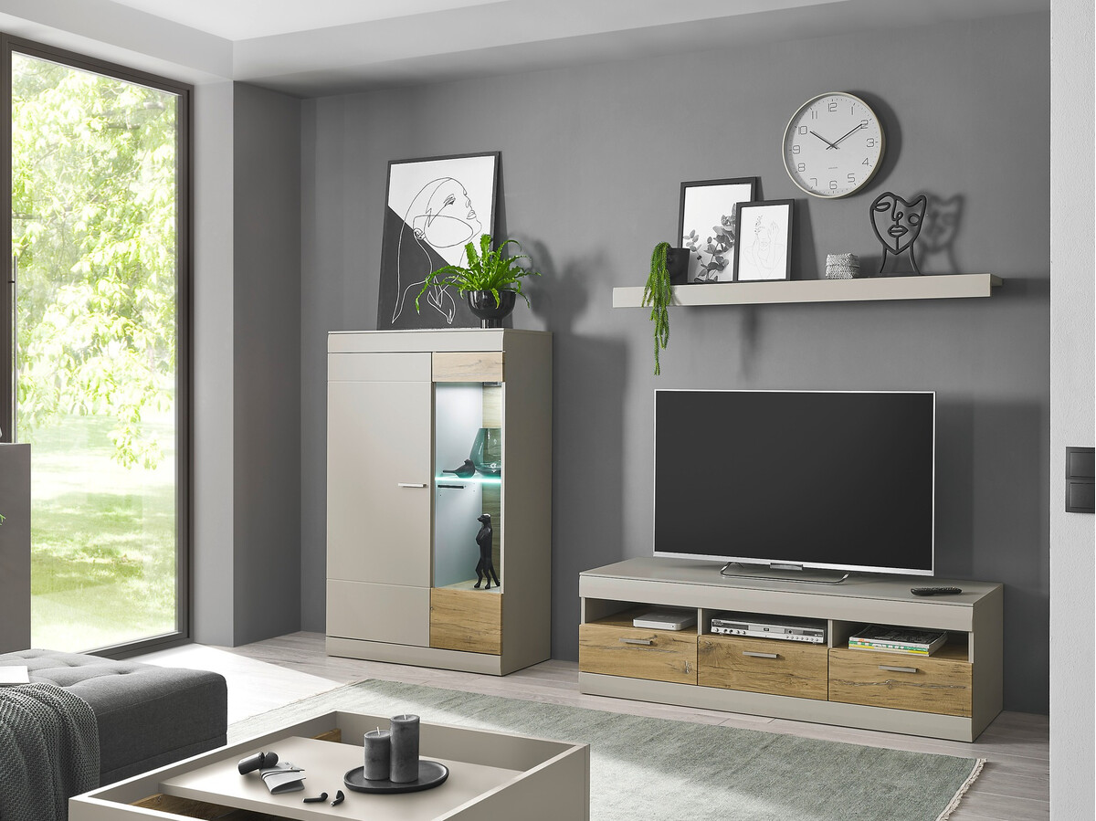 Kolekcija namještaja Romlevu