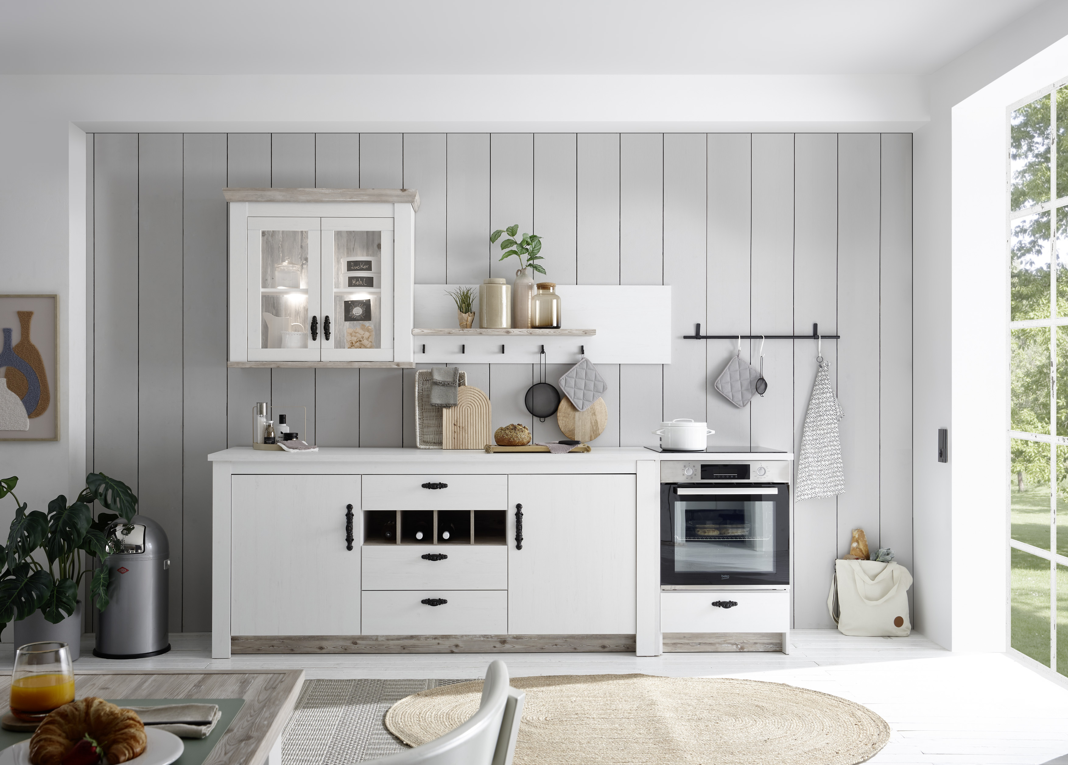 Zbirka kuhinja Flora