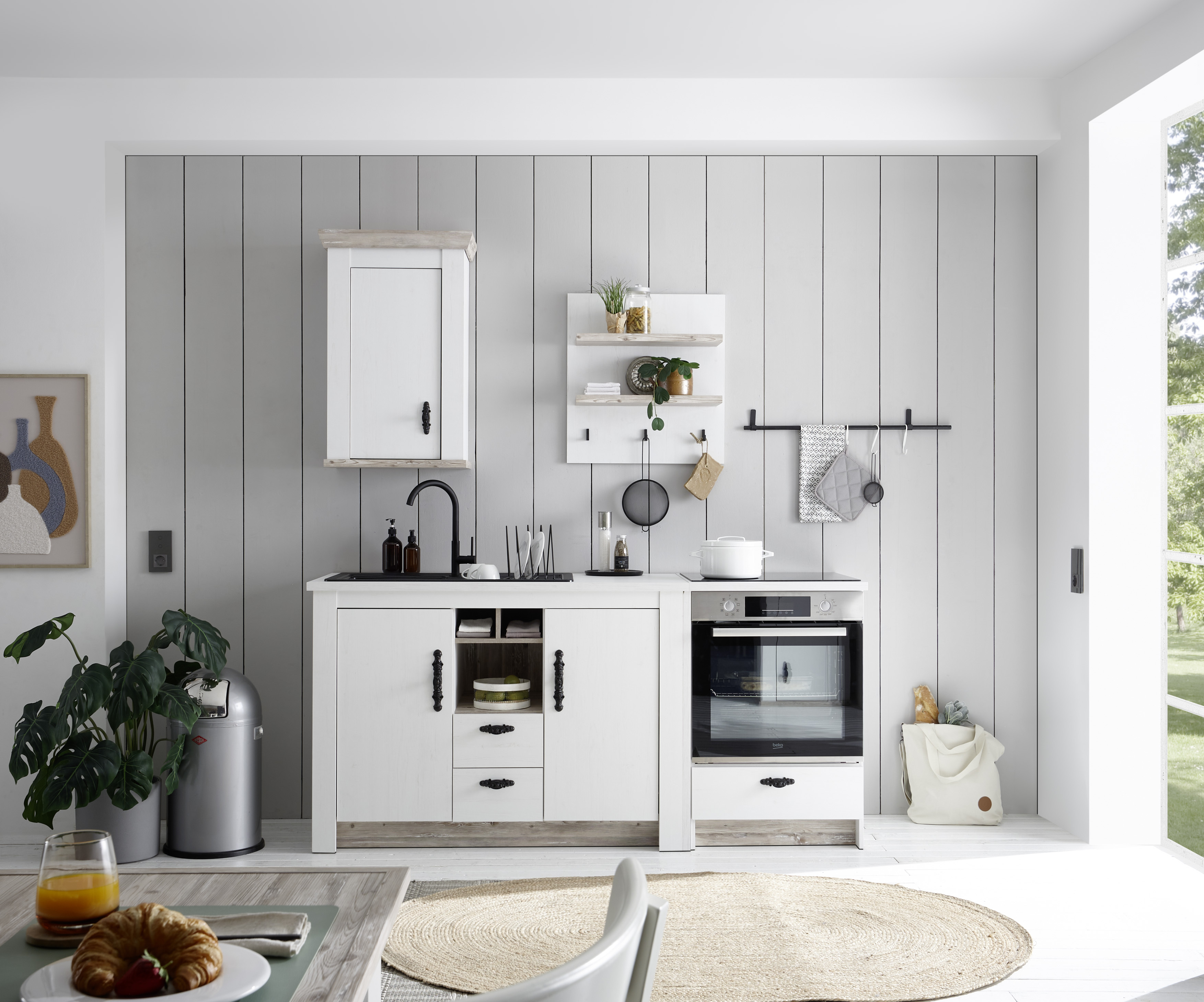 Zbirka kuhinja Flora