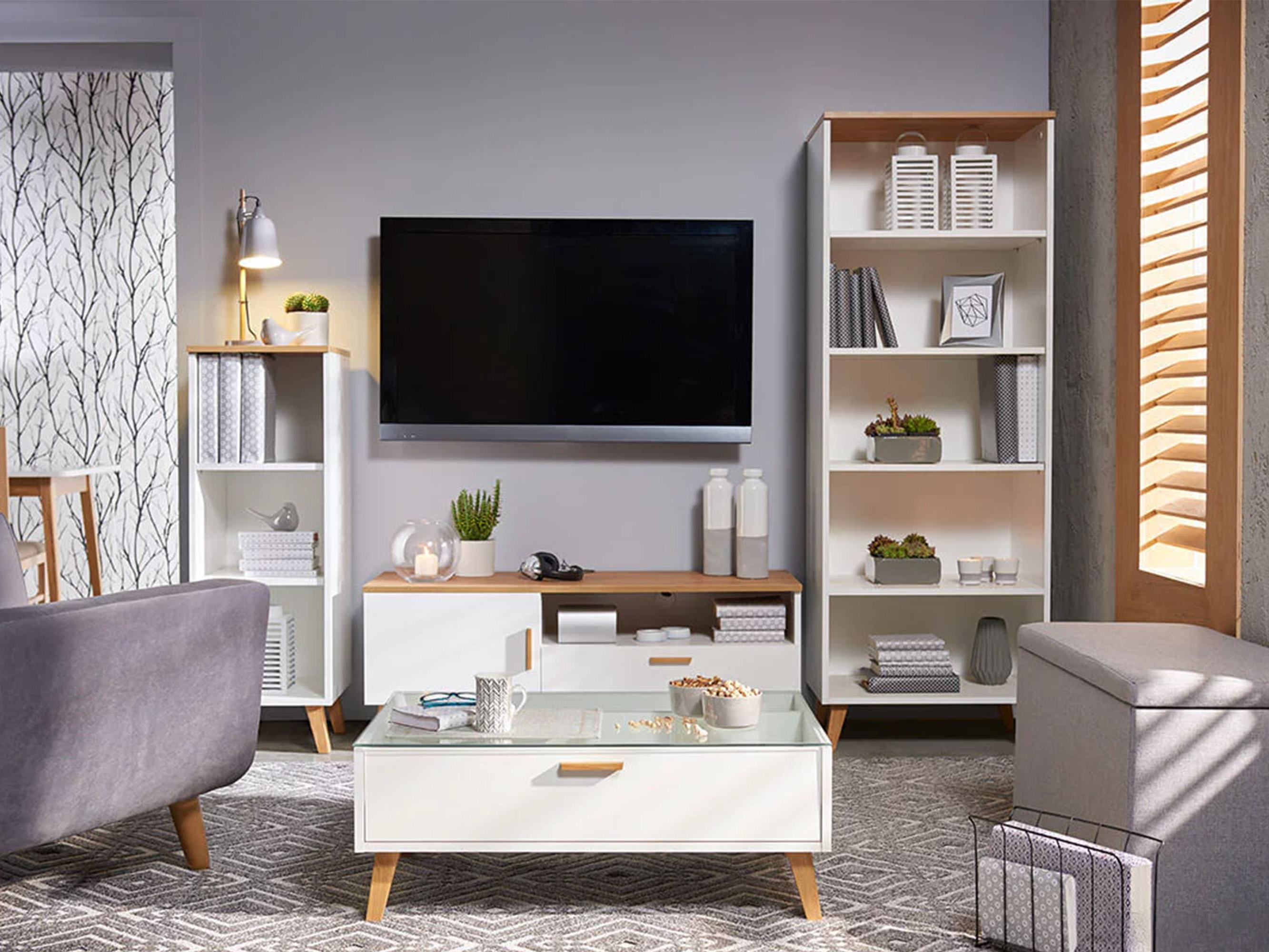 Kolekcija namještaja Fivbeli