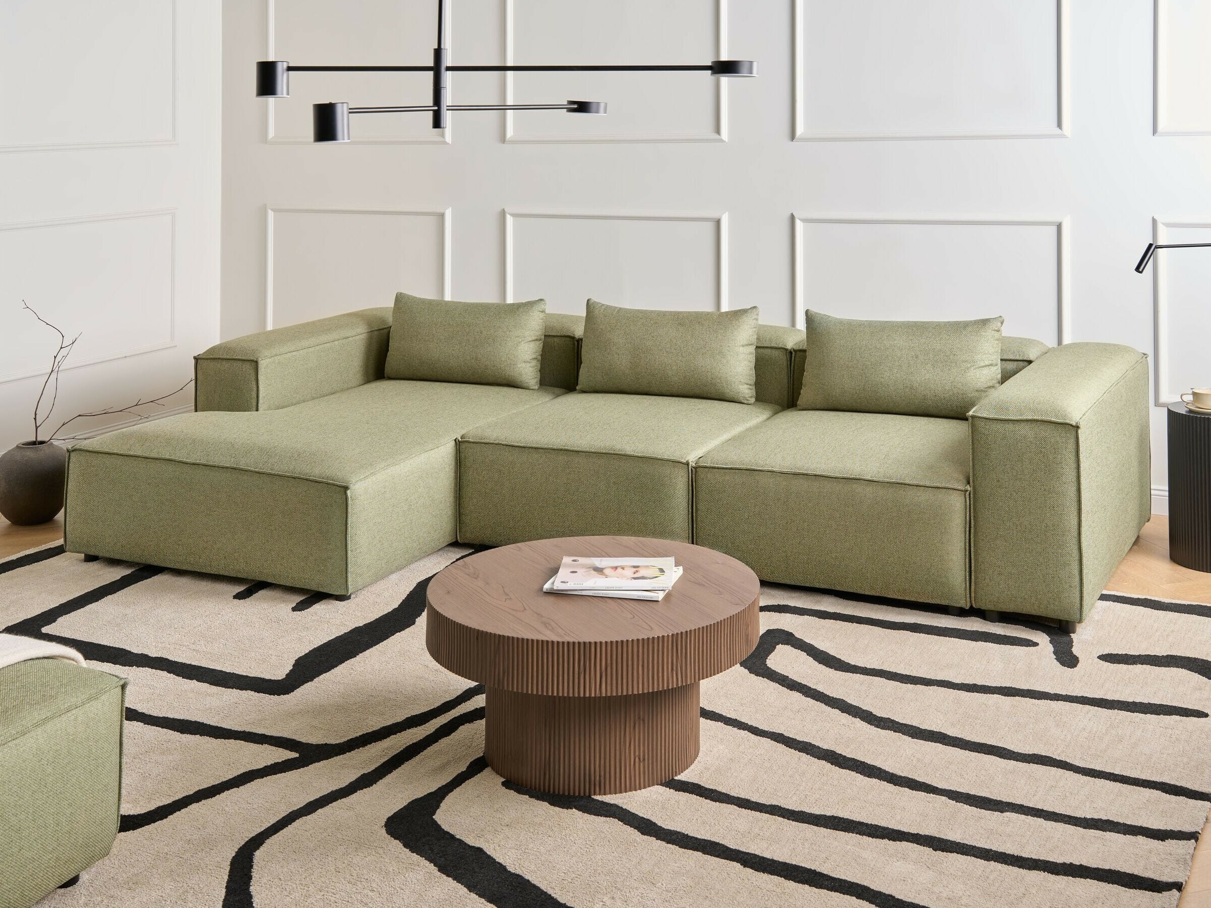 Kolekcija namještaja Avialu