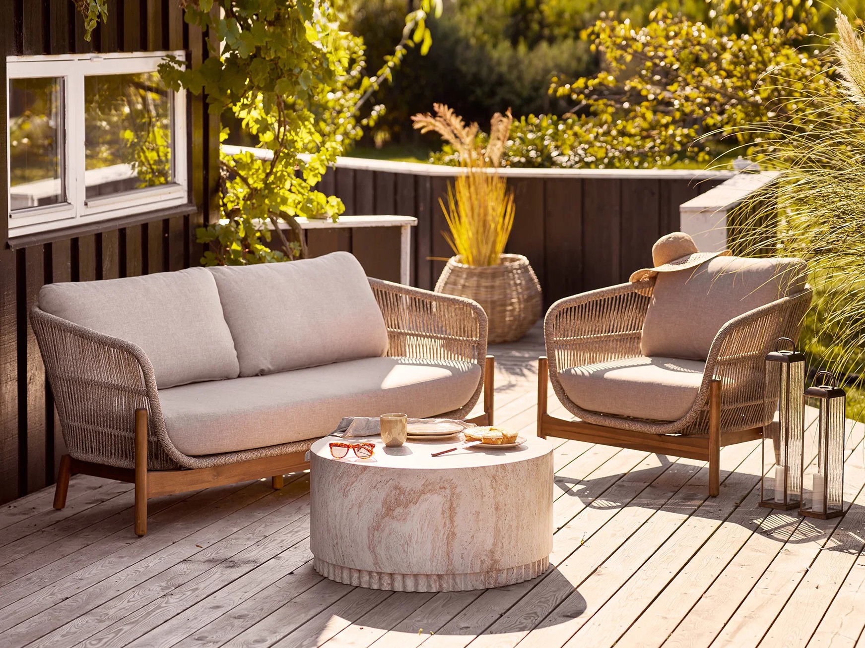 Kolekcija namještaja Tivevai