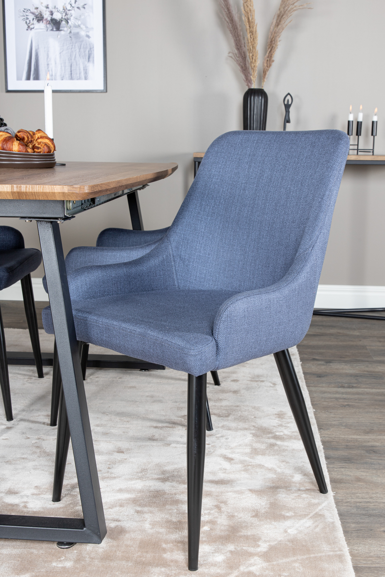 Blagovaonski set Dallas 334 (Plava + Crna)