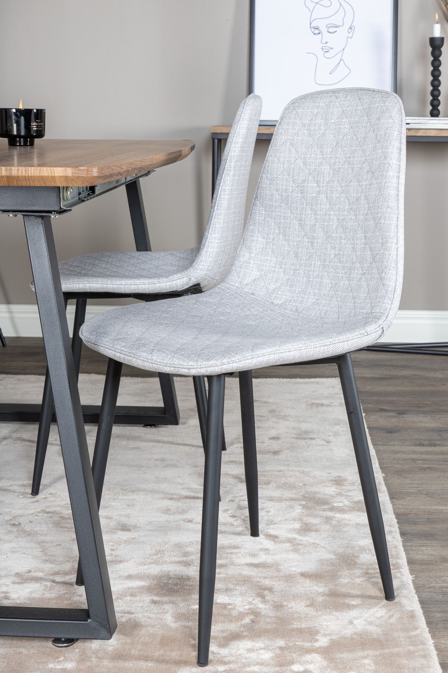 Blagovaonski set Dallas 336 (Svijetlo siva + Crna)