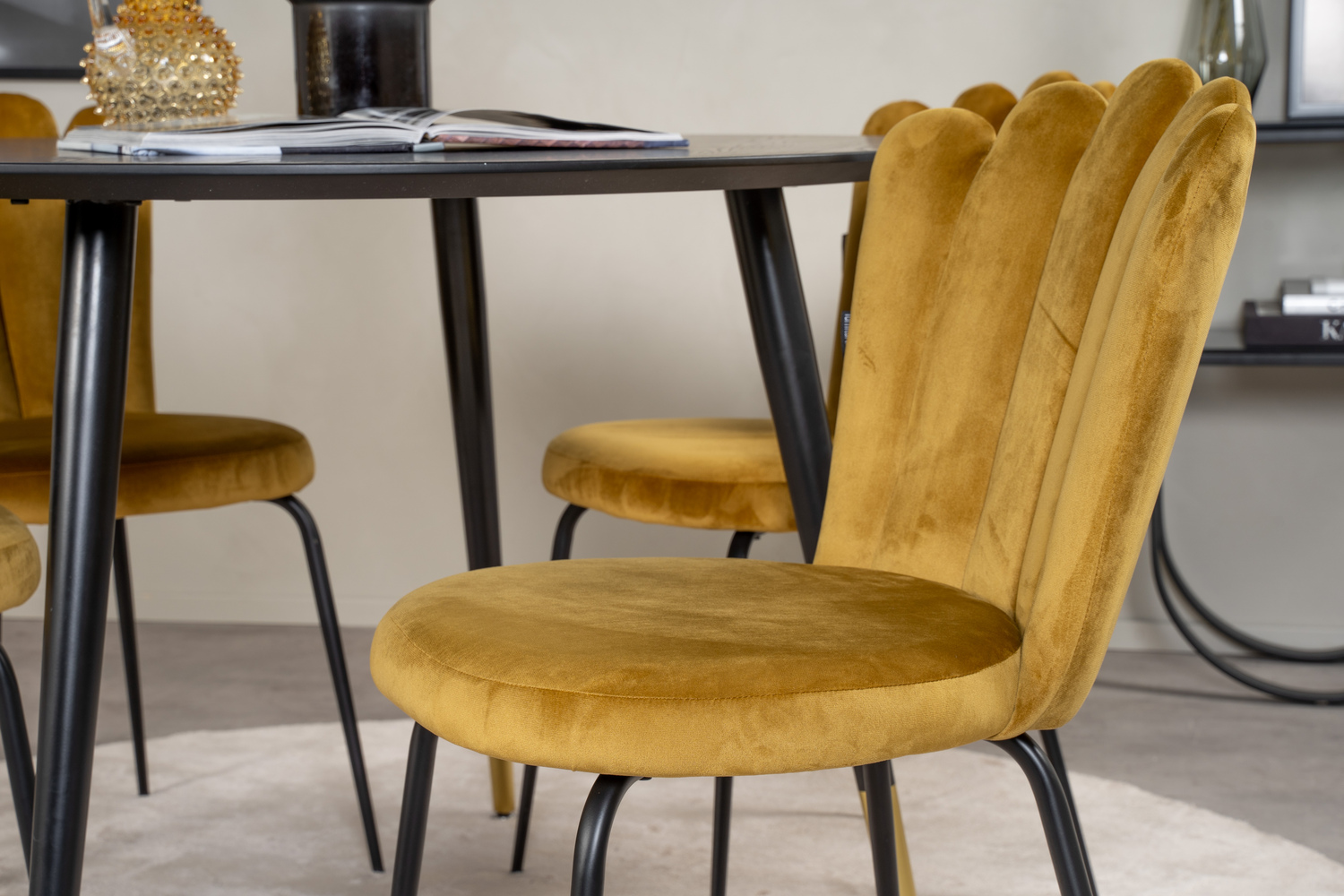 Blagovaonski set Dallas 1177 (Žuta + Crna)