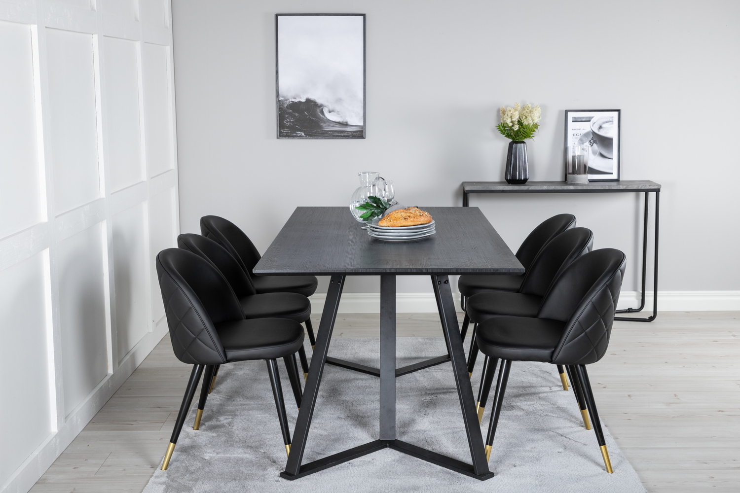 Blagovaonski set Dallas 1582