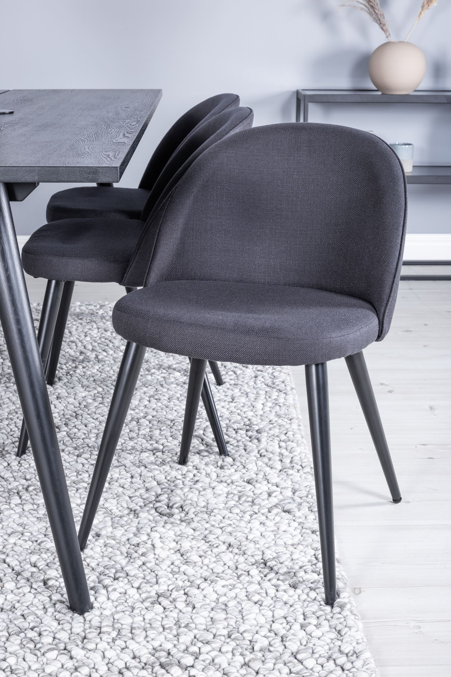 Blagovaonski set Dallas 1675