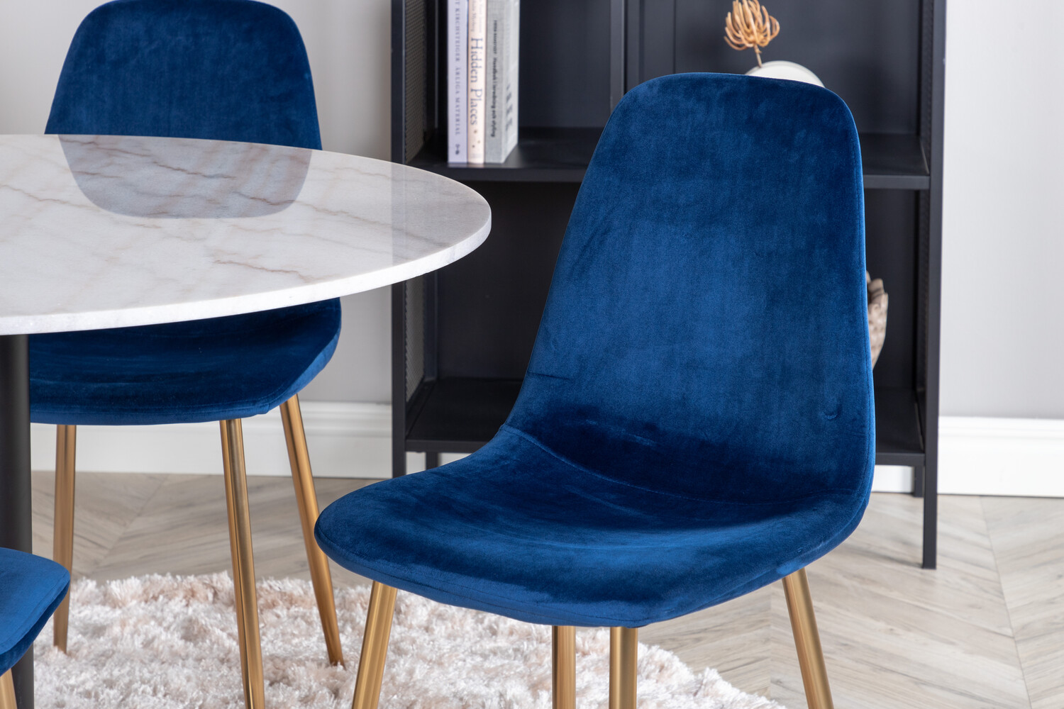 Blagovaonski set Dallas 2628 (Bijeli mramor + Crna)