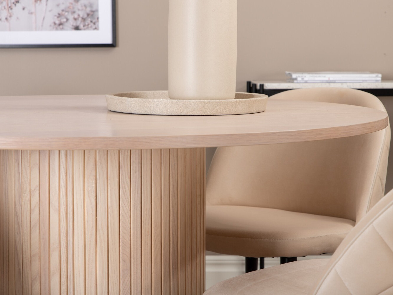 Blagovaonski set Dallas 3072 (Krem + Crna)