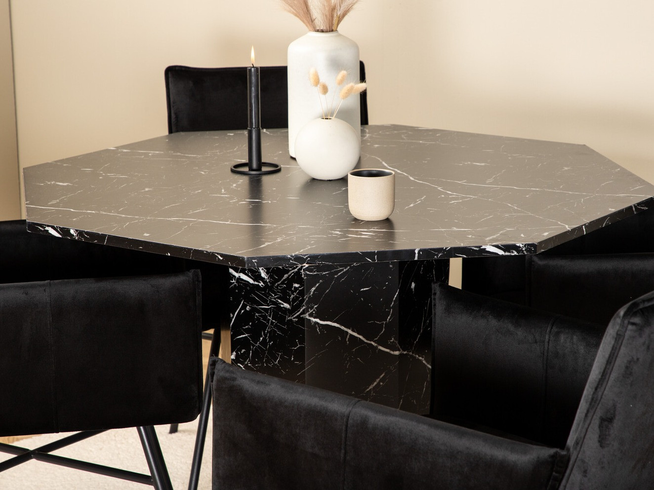 Blagovaonski set Dallas 2618 (Crna)