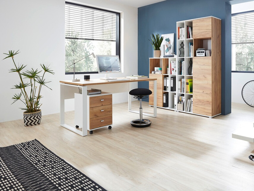 Uredski stol Vocave 102