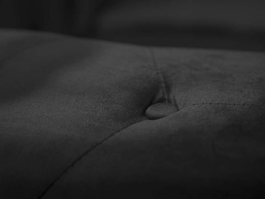 Chesterfield tapecirani namještaj Manor House Ophfenu 110 (Crna)