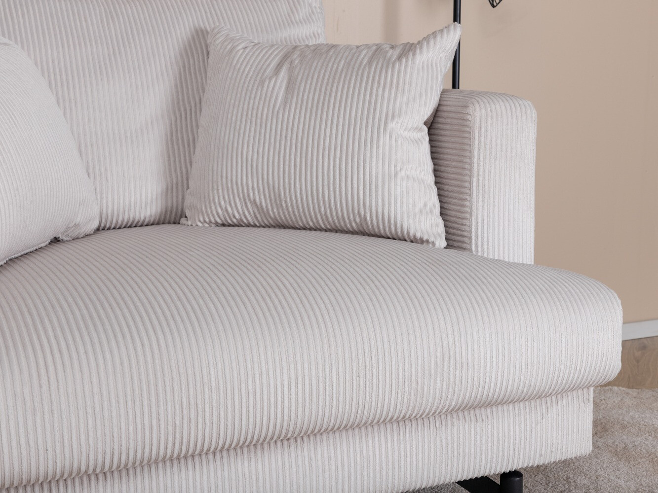 Fotelja Dallas 1703 (Bež + Crna)