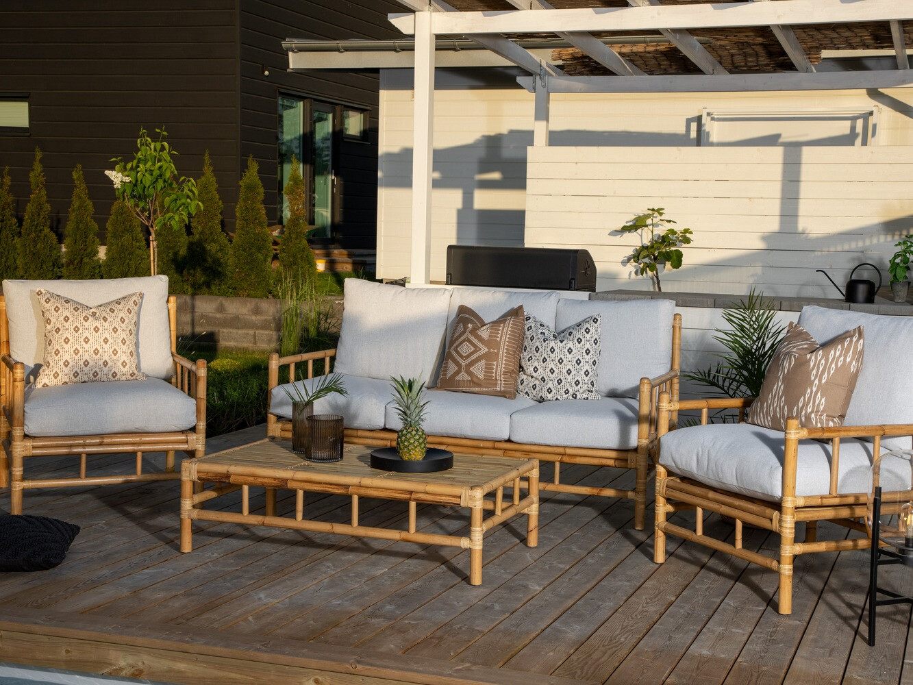 Vrtni stolić za kavu Mernolu 104