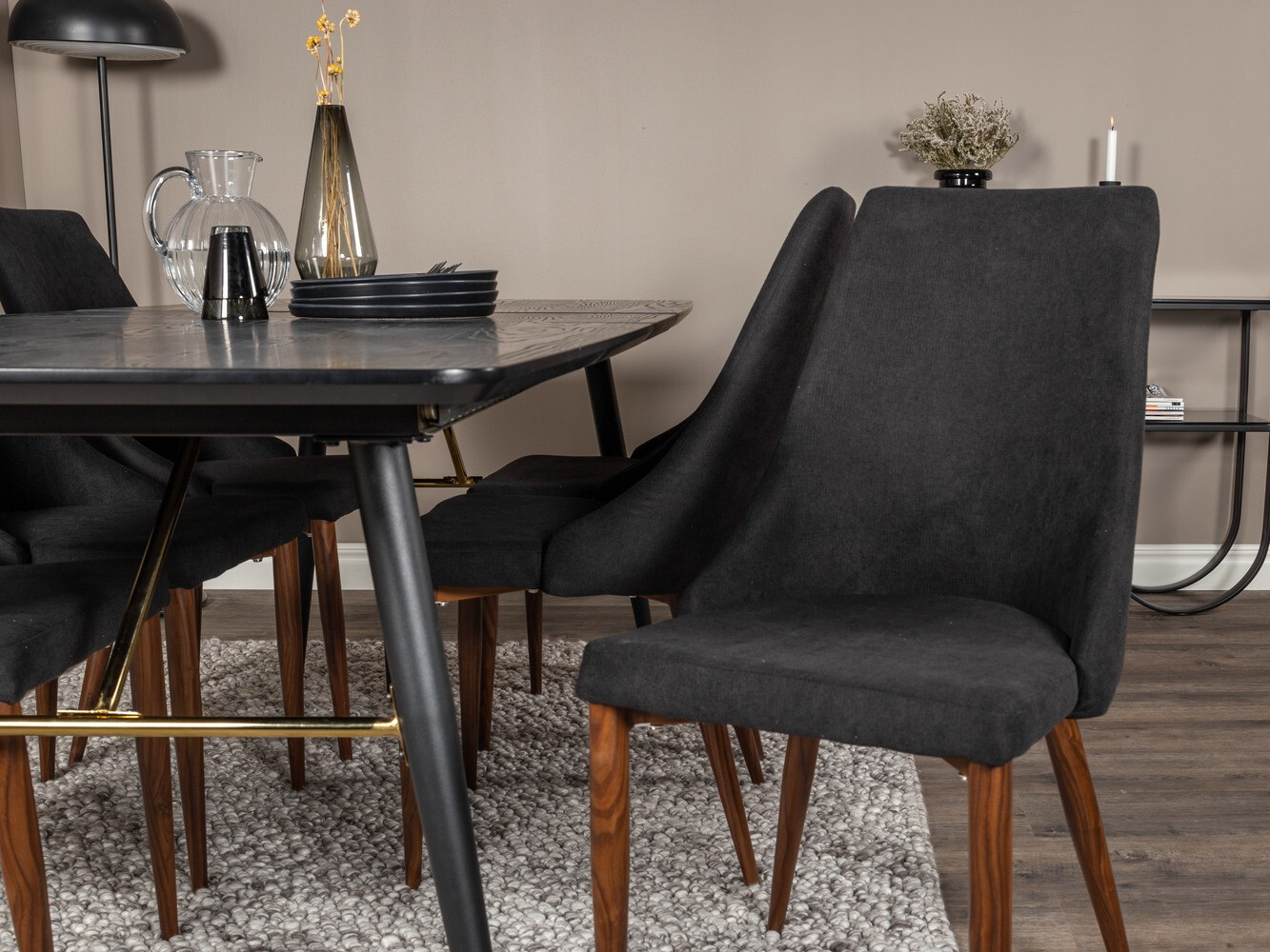 Blagovaonski set Dallas 1441