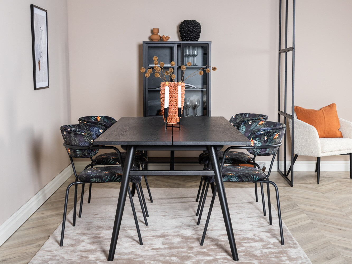 Blagovaonski set Dallas 1850