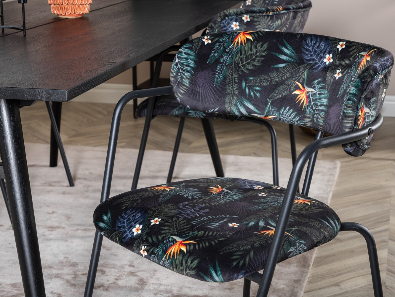 Blagovaonski set Dallas 1850