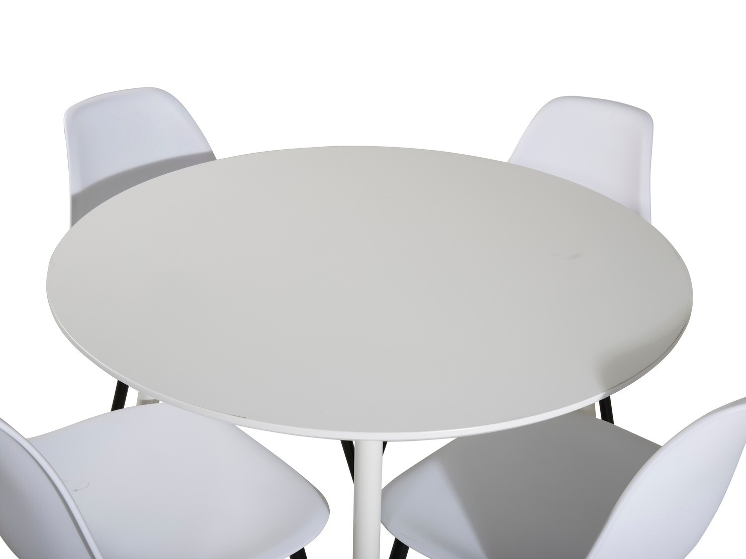 Blagovaonski set Dallas 1541