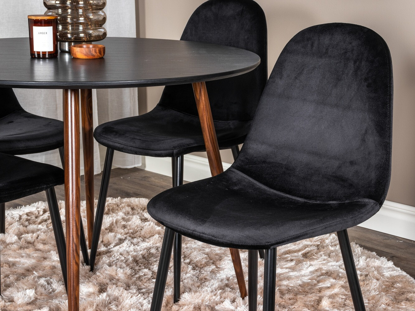 Blagovaonski set Dallas 2041