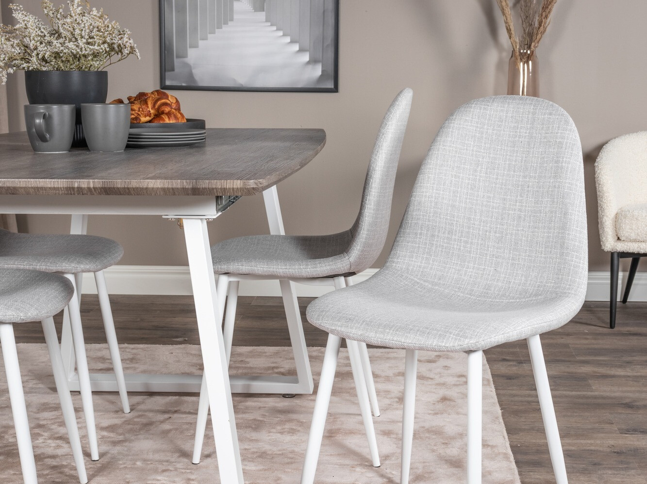 Blagovaonski set Dallas 1979 (Bijela + Svijetlo siva)