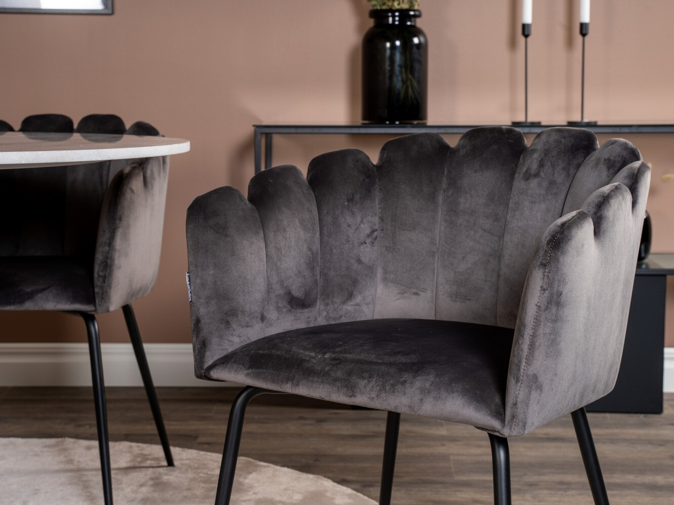 Blagovaonski set Dallas 1295