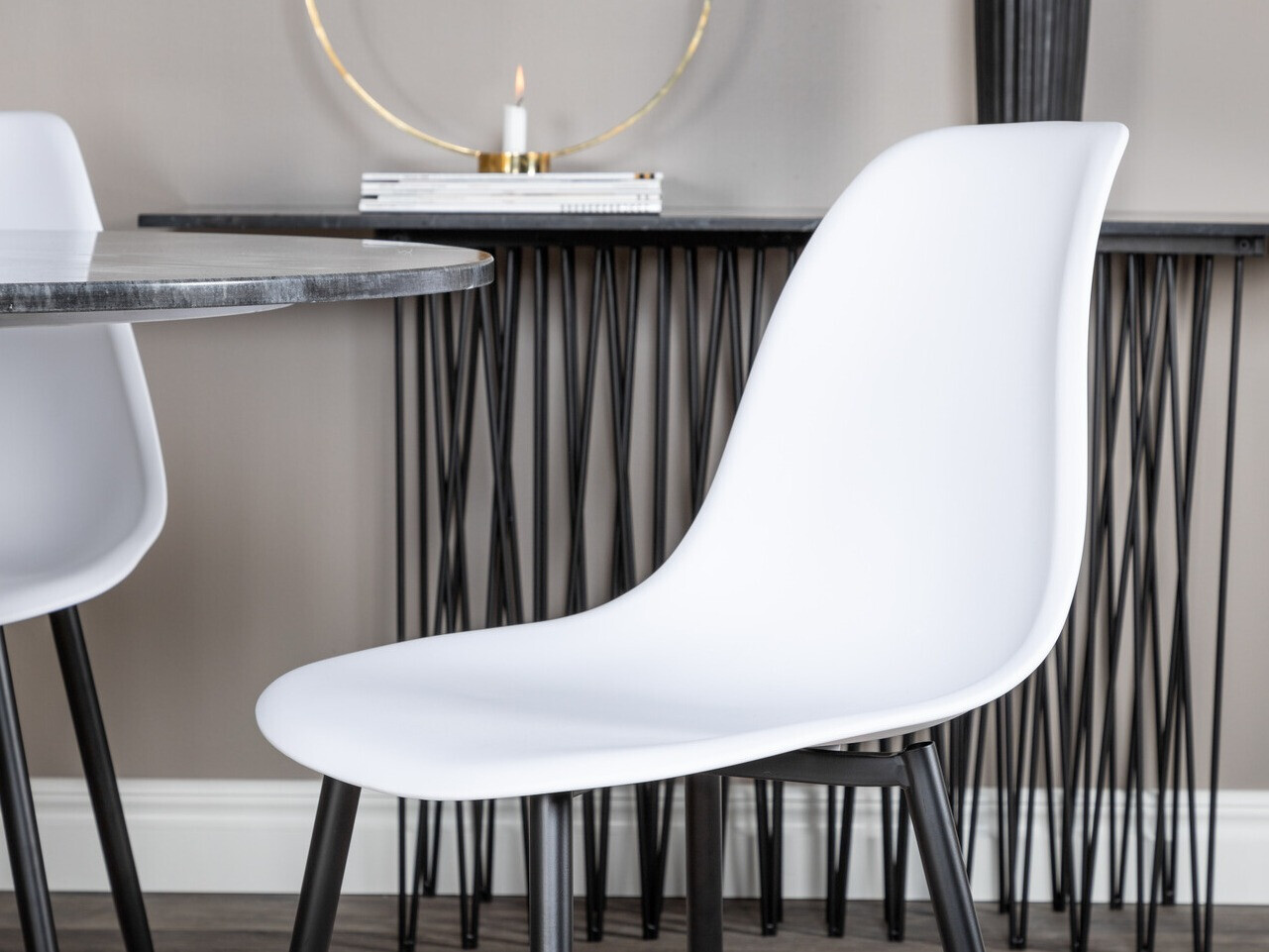 Blagovaonski set Dallas 1214 (Bijela + Crna)