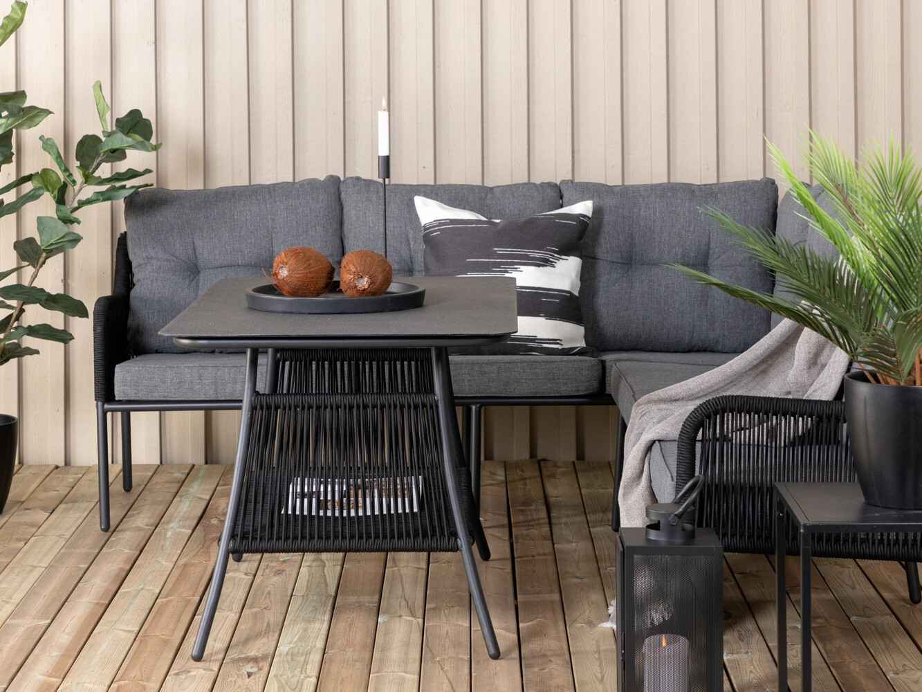 Set vrtnog namještaja Dallas 558