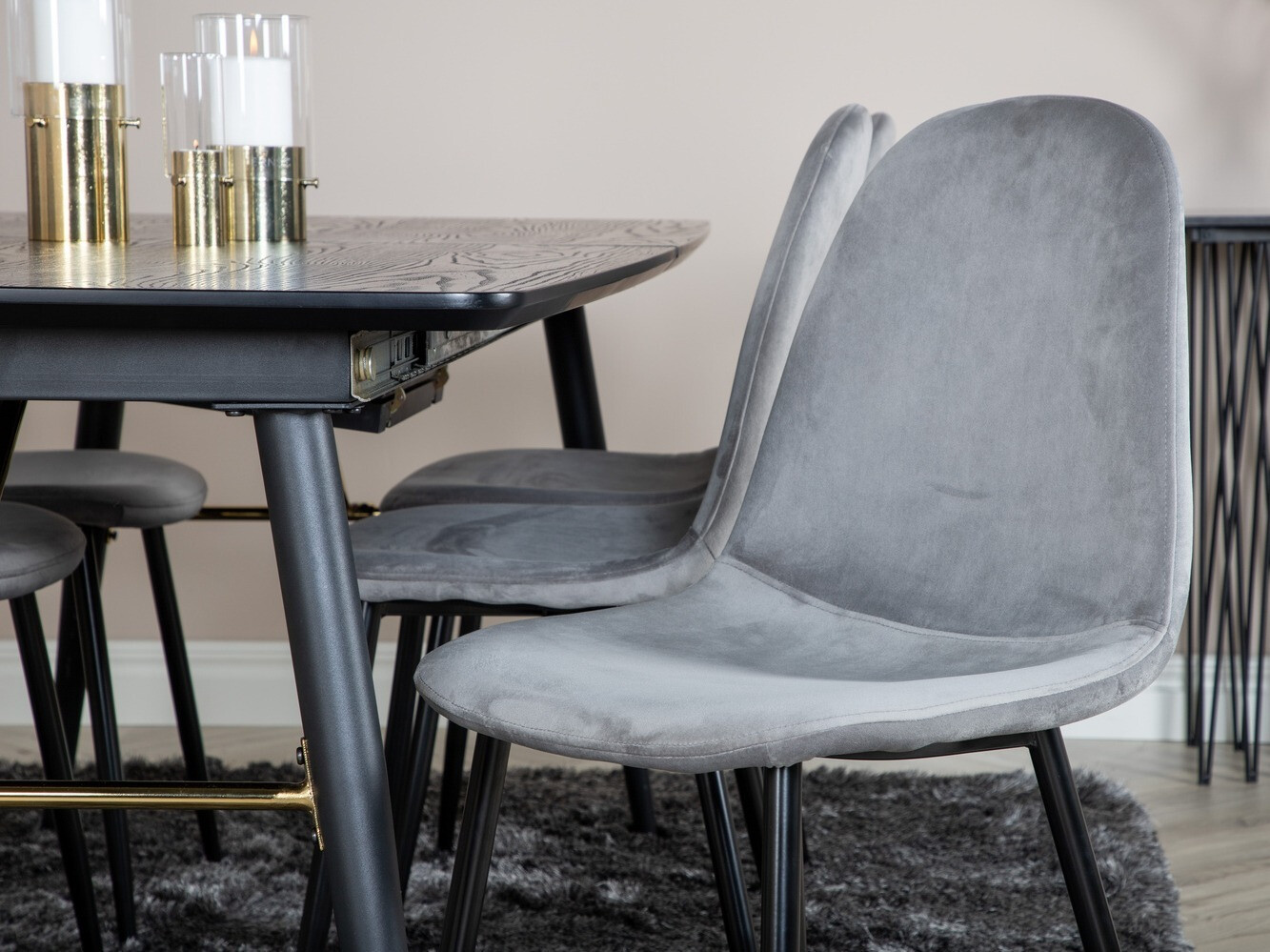 Blagovaonski set Dallas 1580 (Siva + Crna)