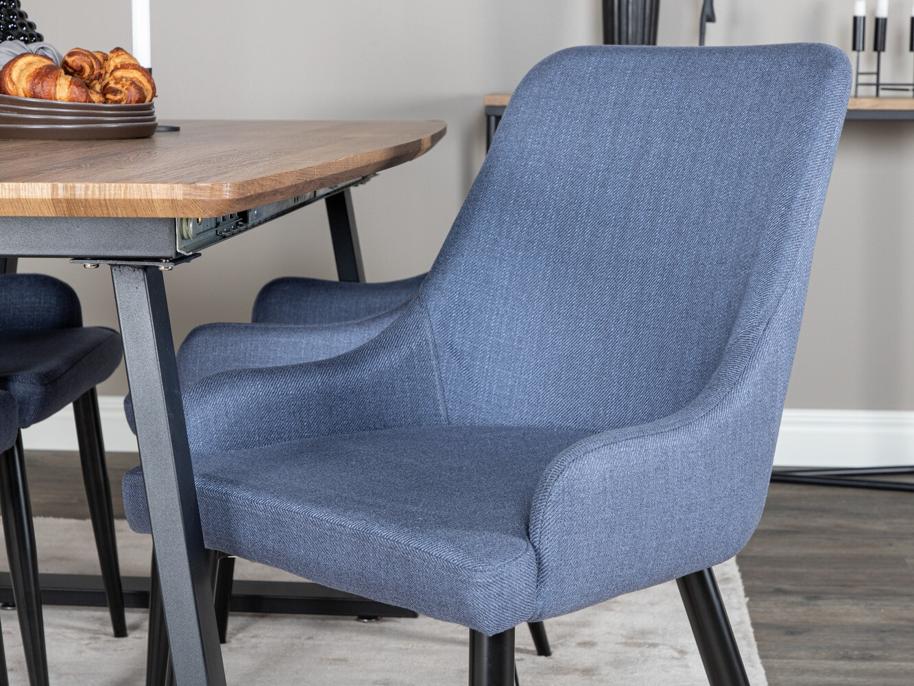 Blagovaonski set Dallas 334 (Plava + Crna)