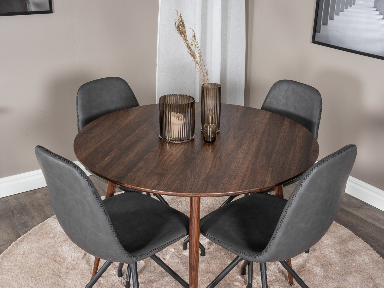 Blagovaonski set Dallas 1556