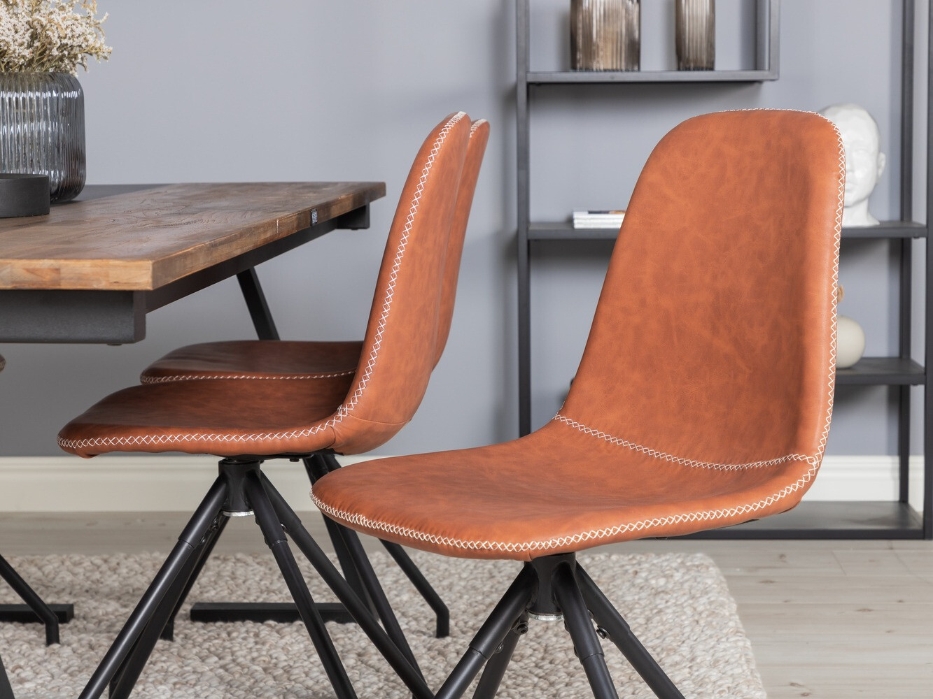 Blagovaonski set Dallas 1938 (Crna + Smeđa)