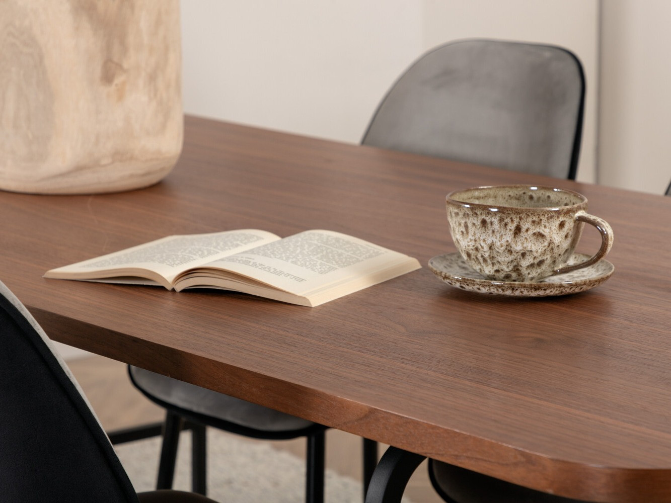 Blagovaonski set Dallas 2782 (Orah + Crna)