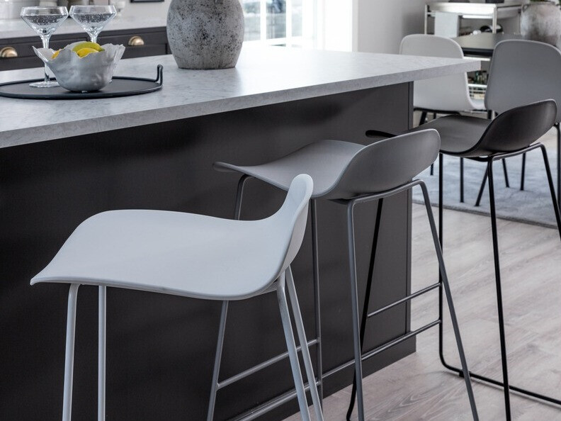 Barska stolica Dallas 107 (Siva)