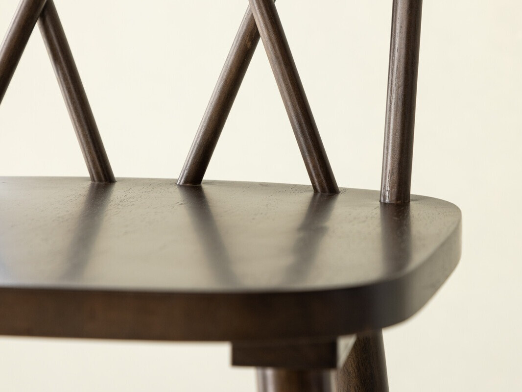 Polubarska stolica Dallas 4202 (Smeđa)