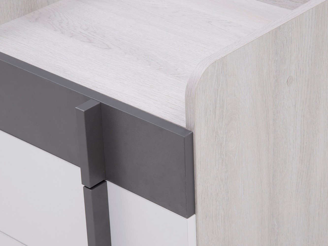 Ladičar Ferlore 110