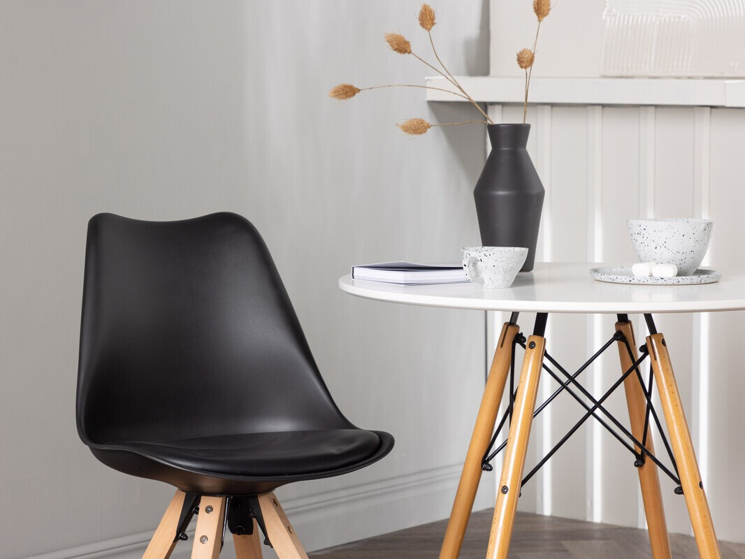 Blagovaonski set Dallas 4244 (Crna + Svijetlo smeđa)