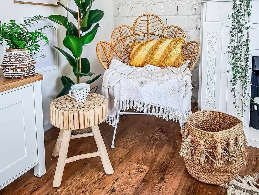 Pomoćni stolić Berwyn 187