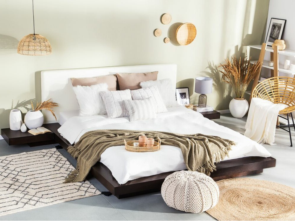 Krevet Berwyn 541 (Tamno drvo) S noćnim ormarićima