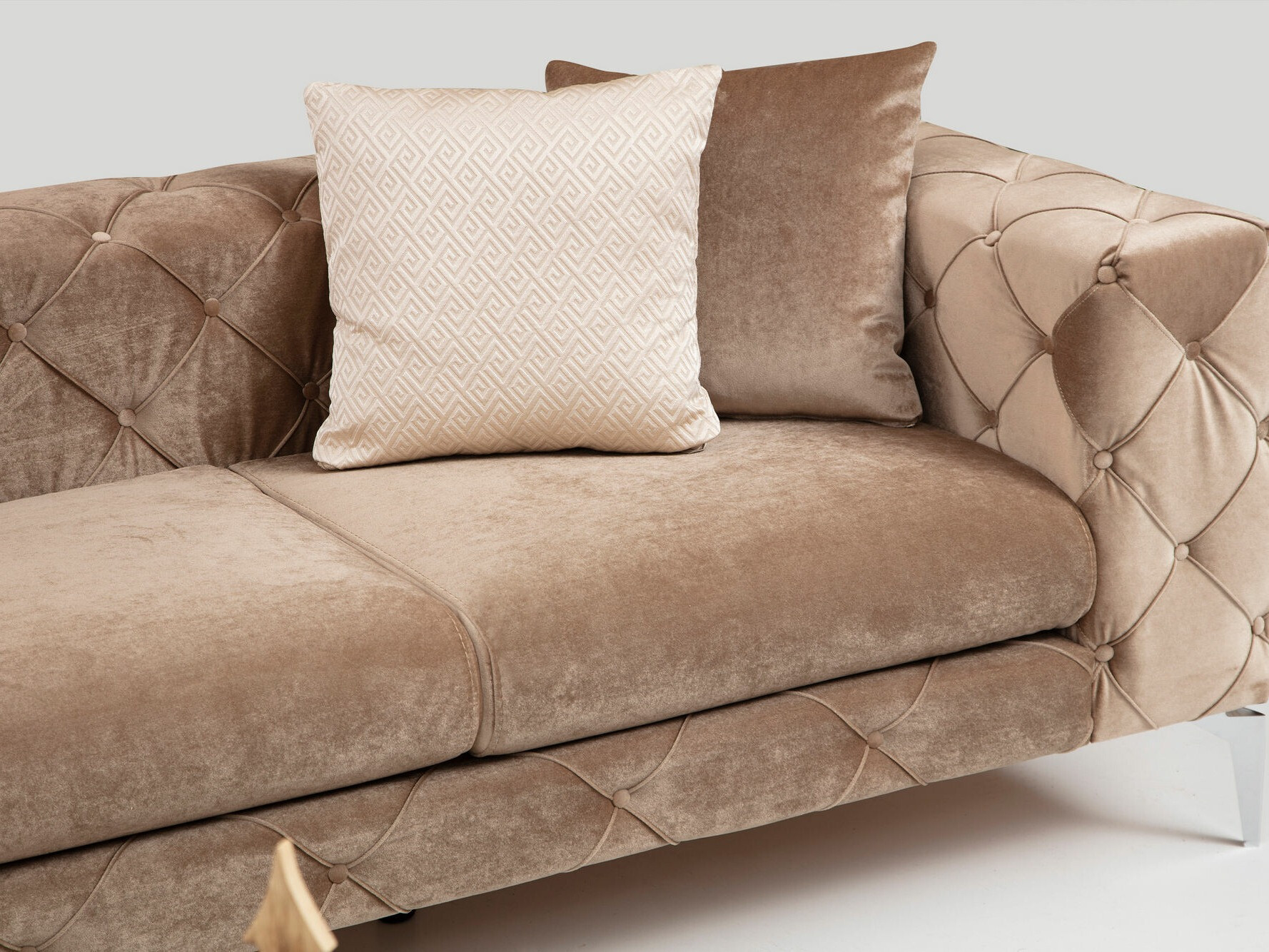 Chesterfield kauč Altadena 357