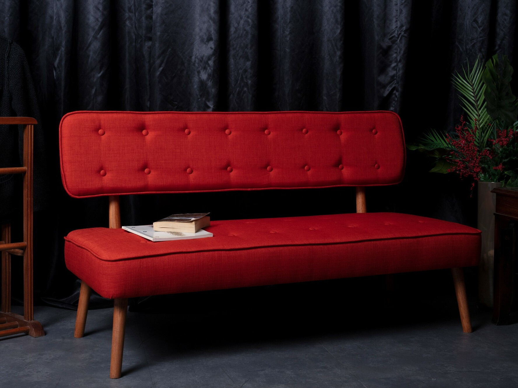 Tapecirana klupa Altadena 352 (Crvena)