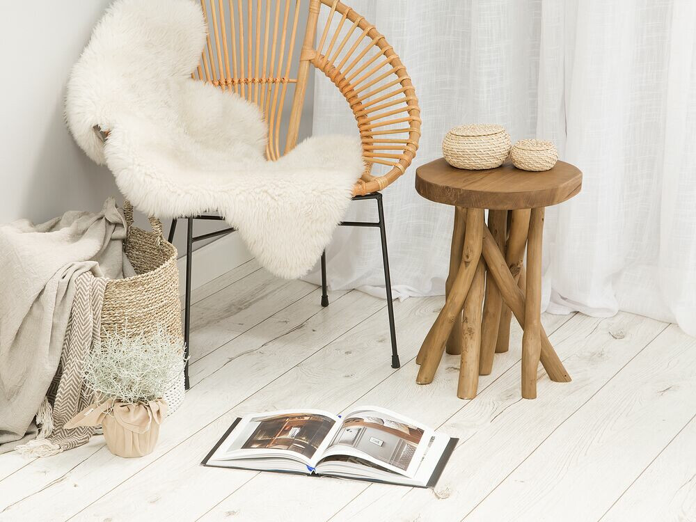 Pomoćni stolić Berwyn 1098