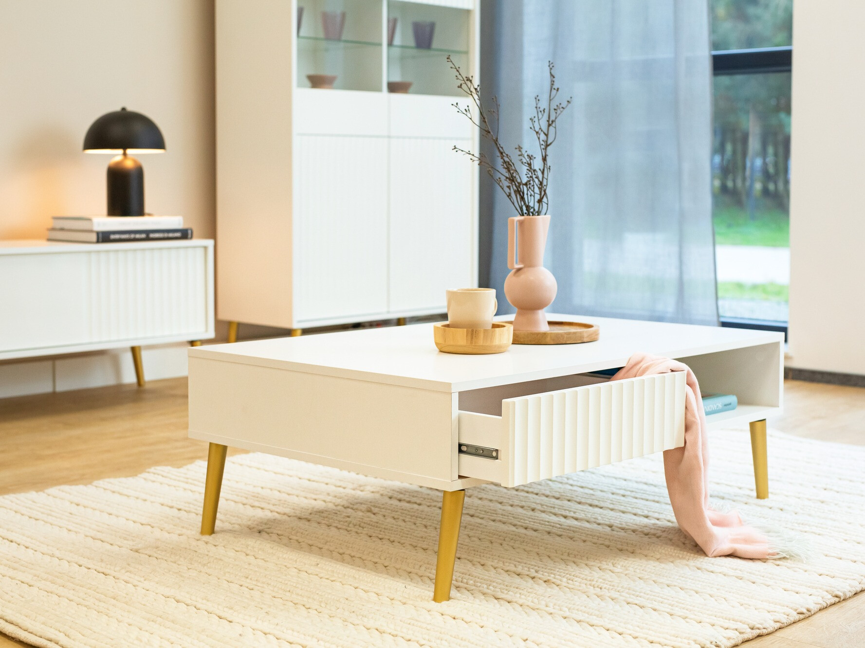 Stolić za kavu Cirferi 103 (Bijela + Zlatna)