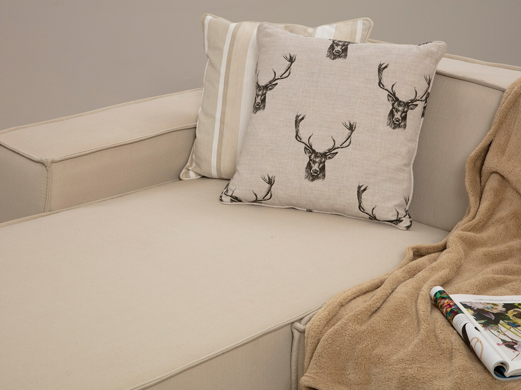 Kutna garnitura Ferliva 106