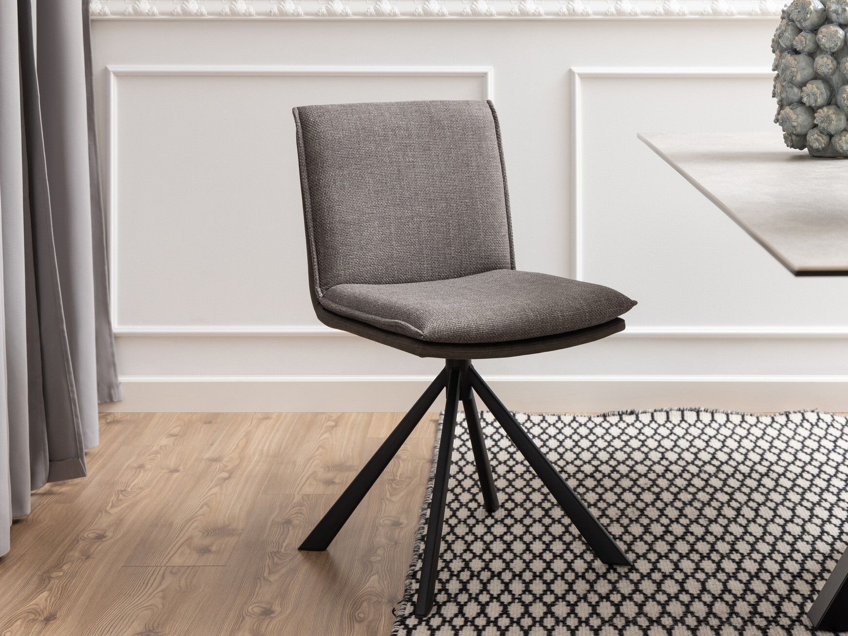 Stolica Norsica 680 (Svijetlo siva + Antracit + Crna)