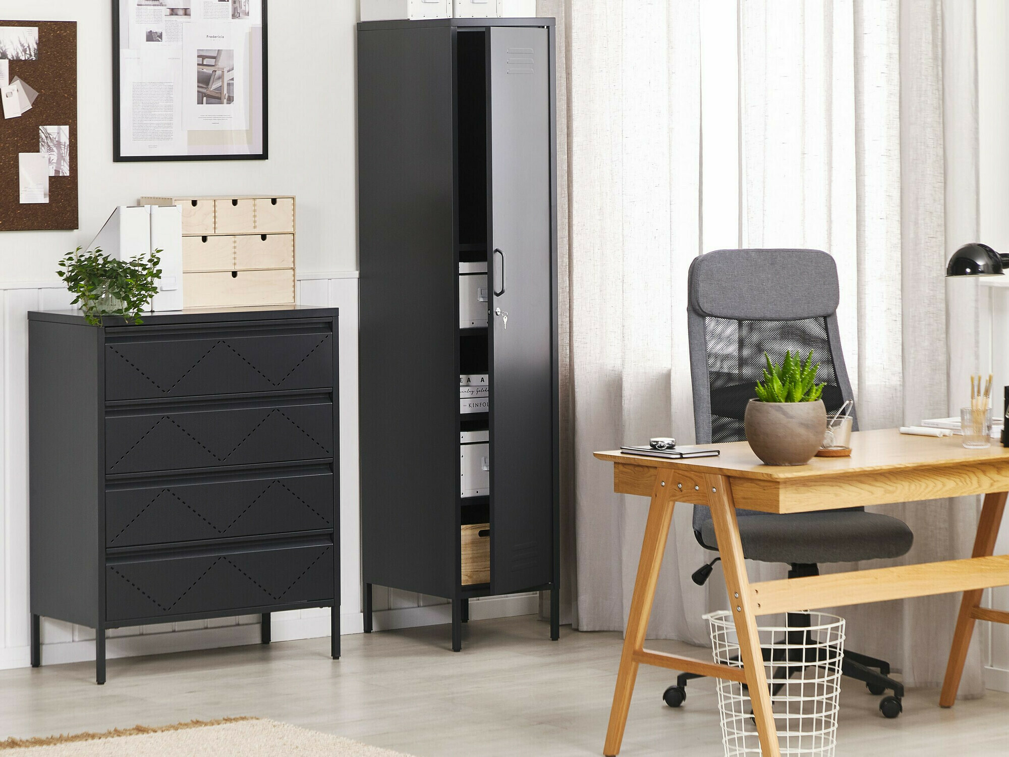 Komoda Berwyn 1513 (Crna)