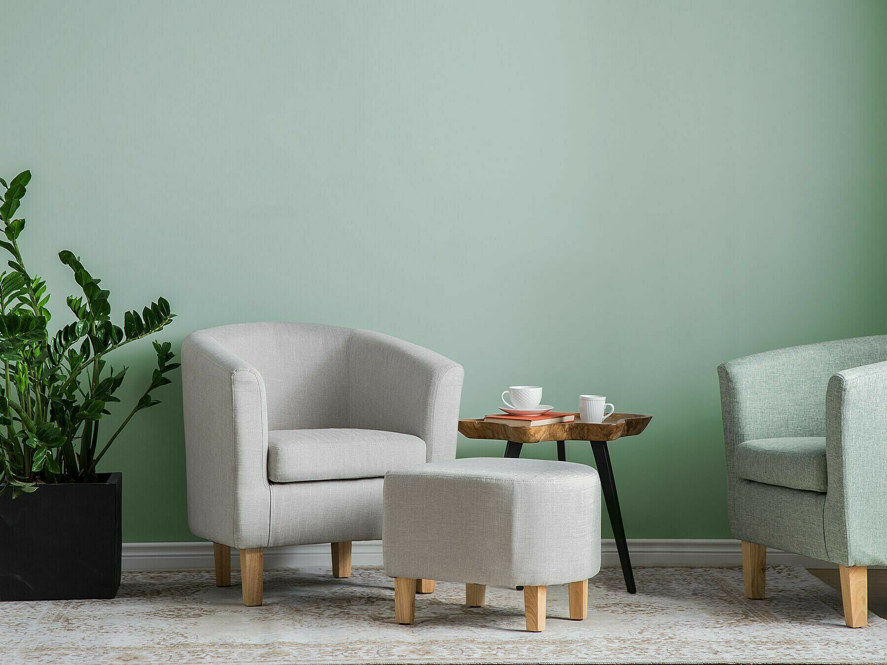 Fotelja Berwyn 1394 (Siva)