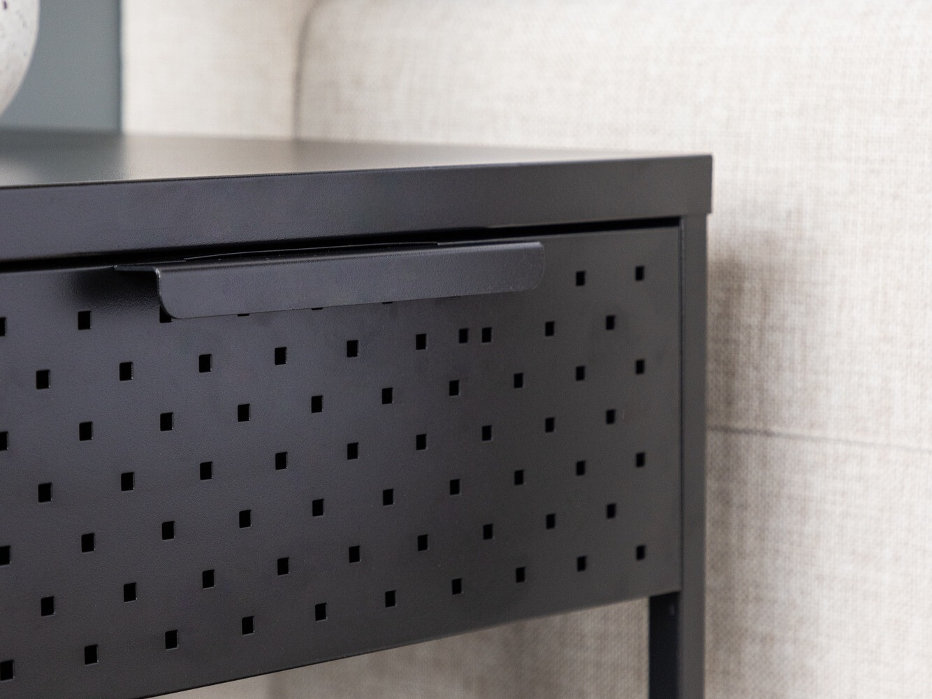 Noćni ormarić Dallas 4299 (Crna)