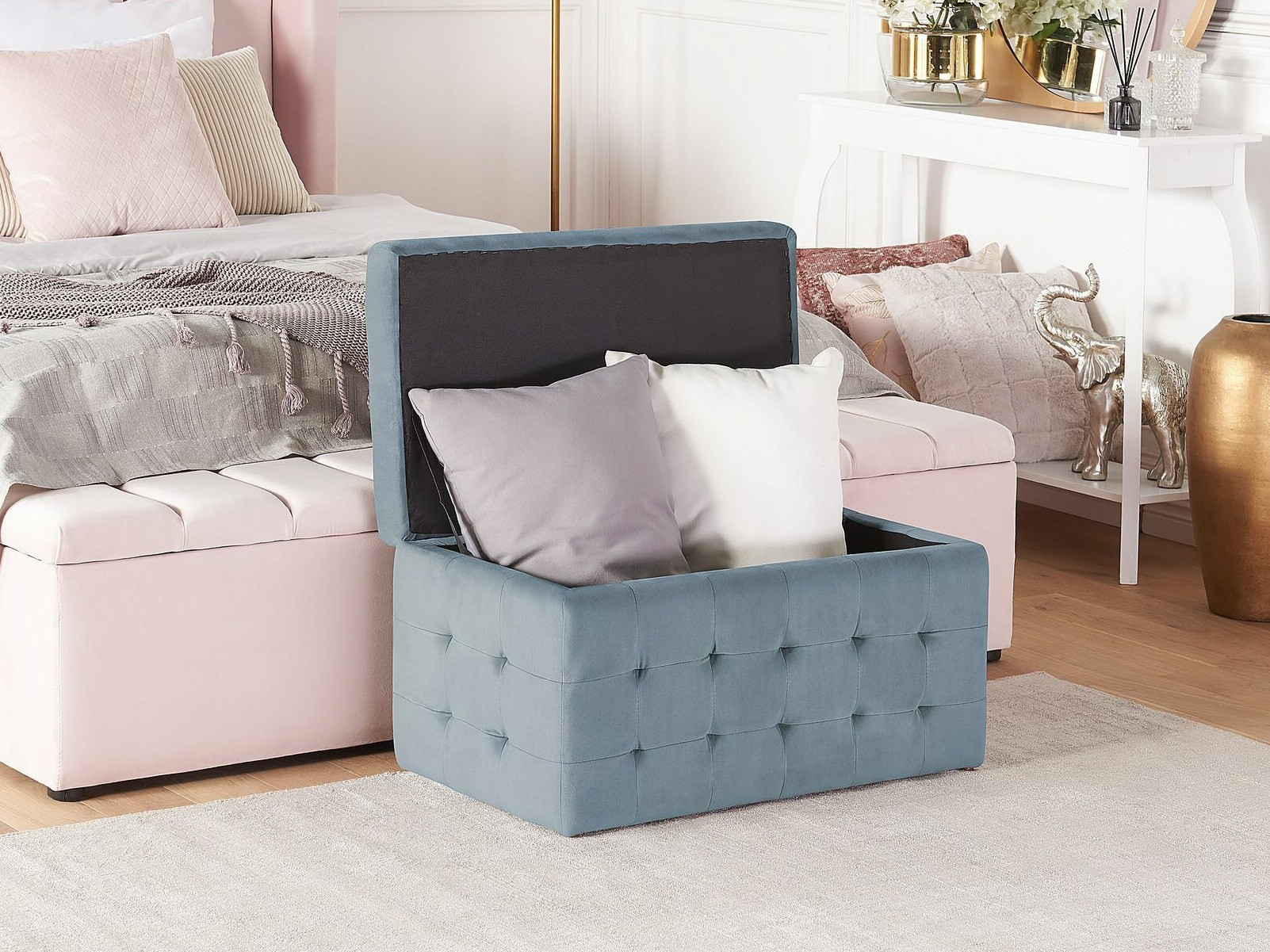 Tapecirana klupa Berwyn 1754 (Siva)