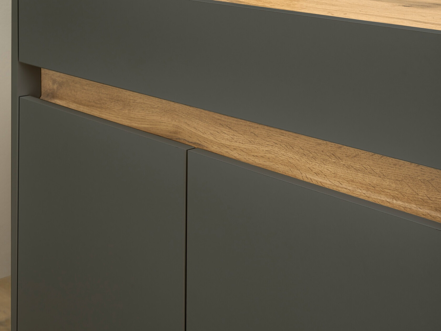 Komoda Elbsori 117 (Antracit + Hrast Wotan)